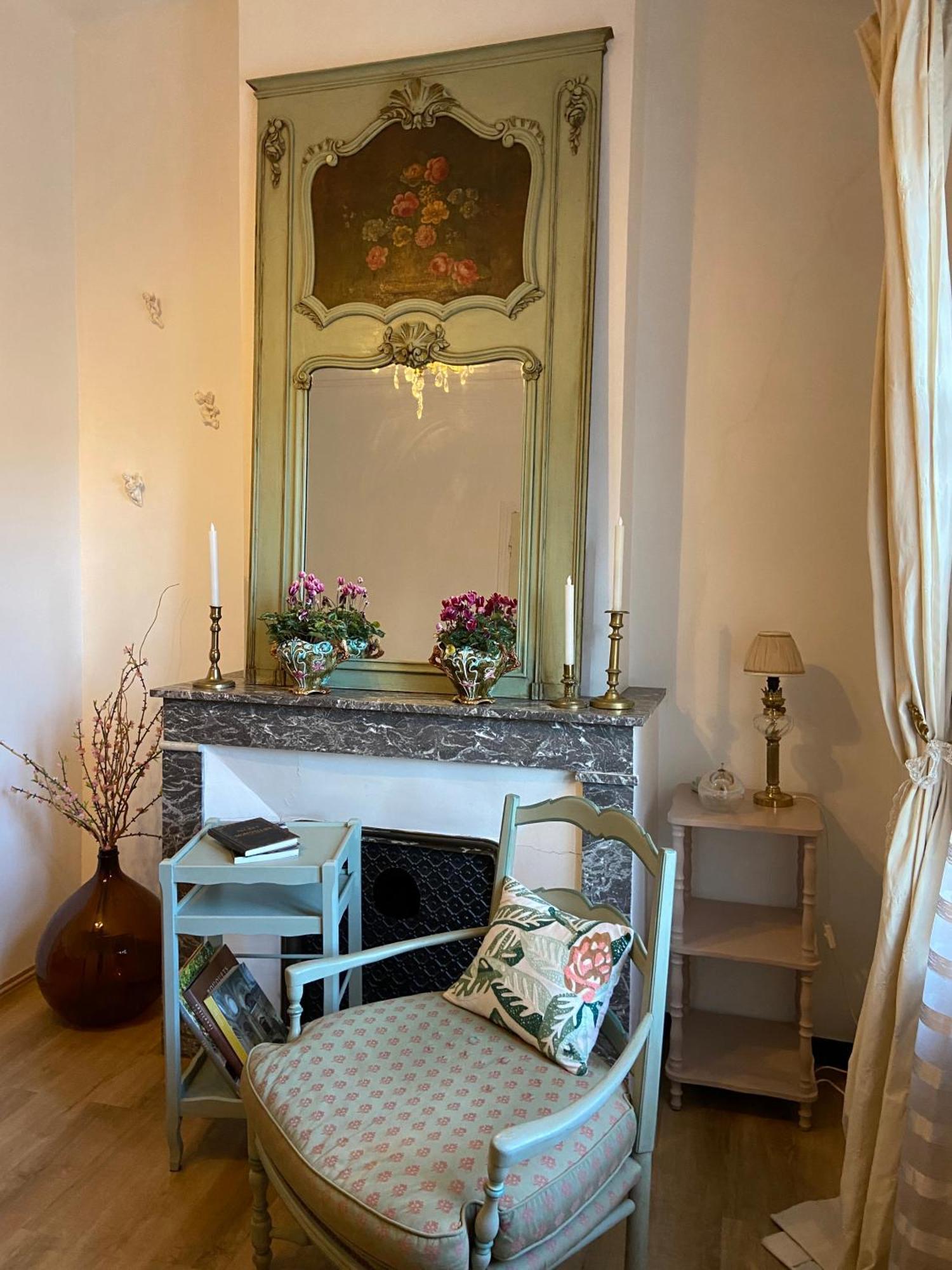 Maison 1823 - Suites De Charme A Garons Buitenkant foto
